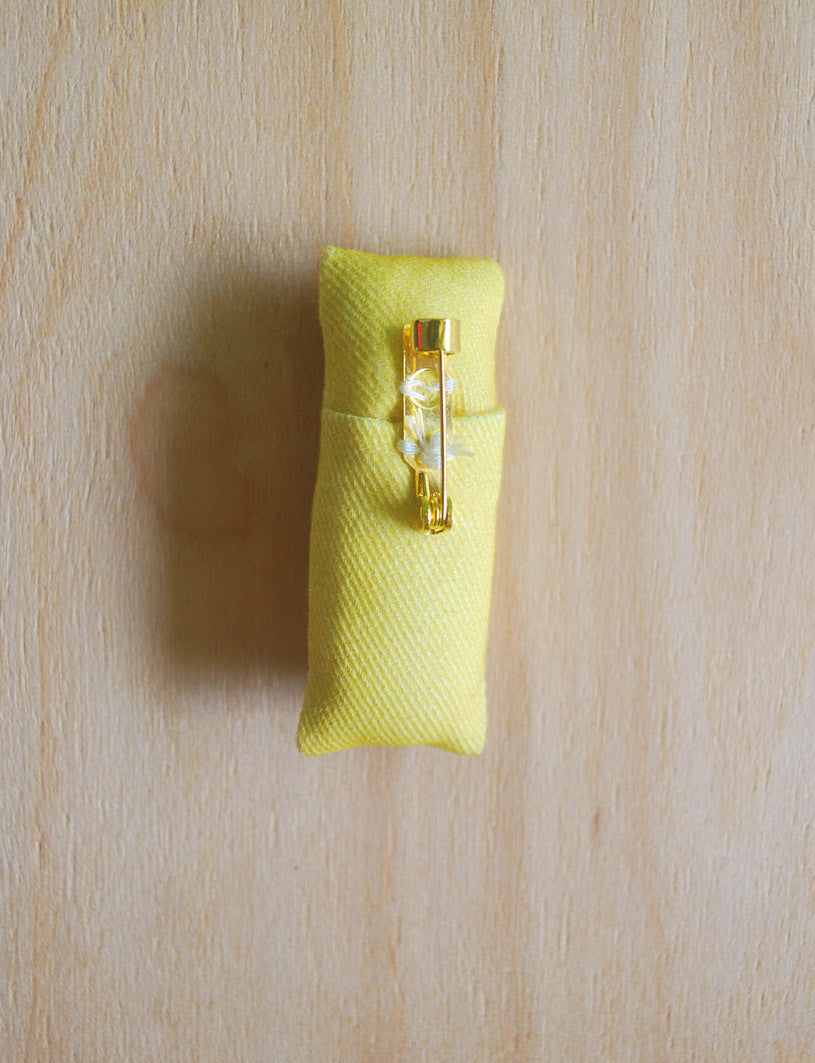 pin of past singapore bus ticket